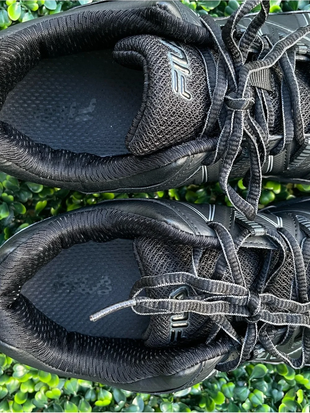 Fila Men's Black Trail Walking Shoes - Lightweight Comfort